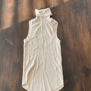 Zara Tan Sleeveless Stretch Turtleneck Knit Shirt **Like New**